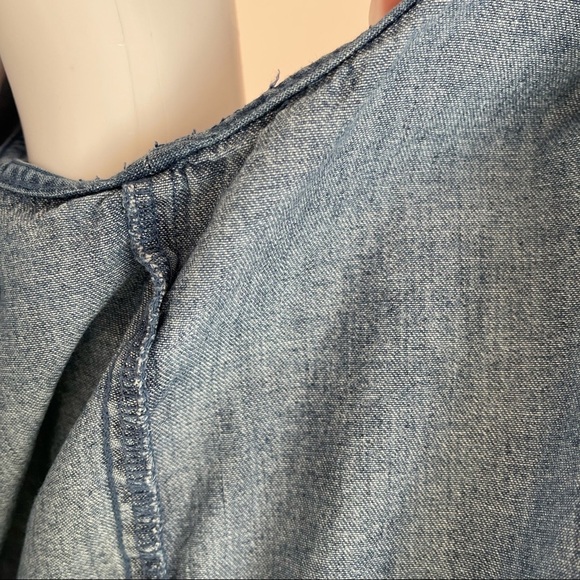 Marsh Landing Blues Women’s Denim Sleeveless Top size Large - Picture 8 of 11